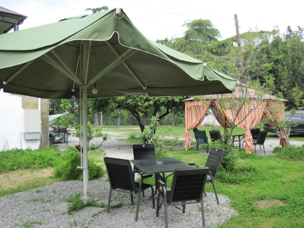 Guest House Inkit Pizunda Exterior photo