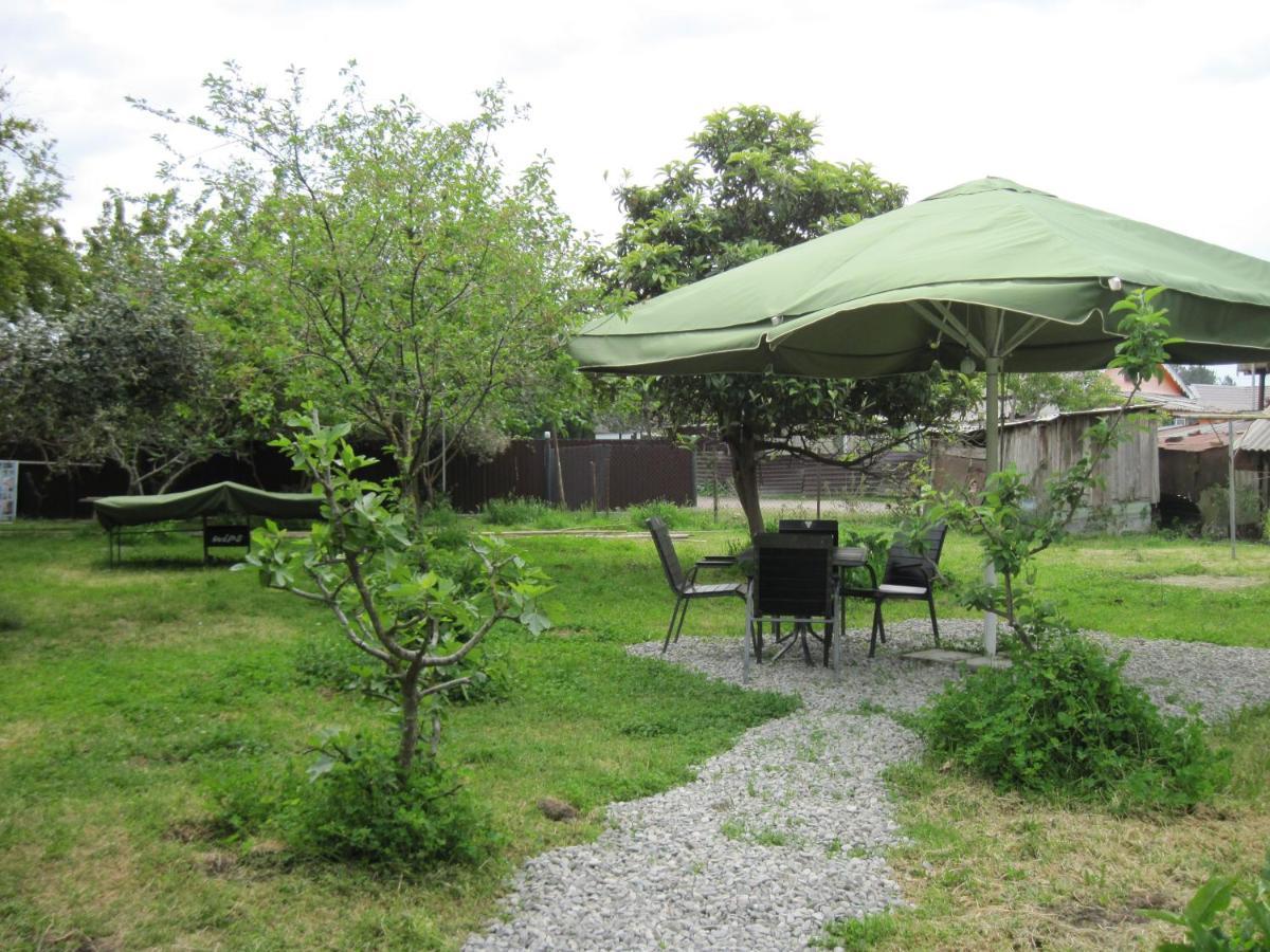 Guest House Inkit Pizunda Exterior photo